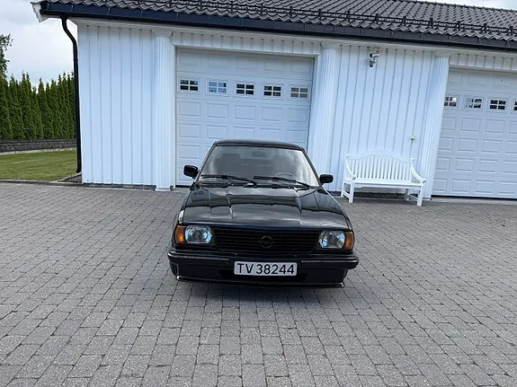 Opel Ascona 1979 photo 5