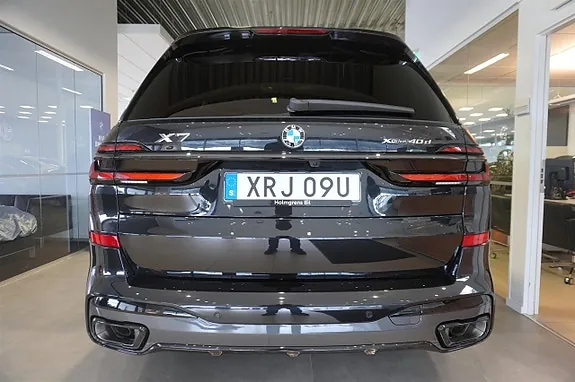 BMW X7 2026 photo 5