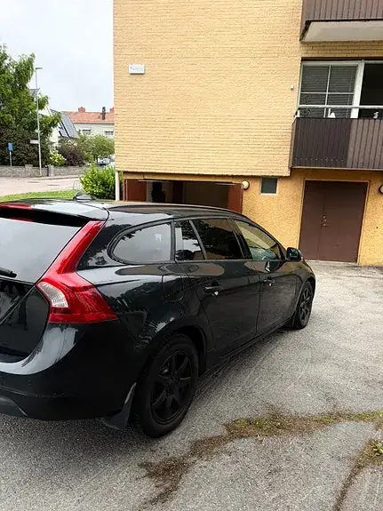 Volvo V60 2012 photo 4