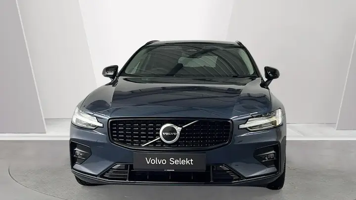Volvo V60 2026 photo 2