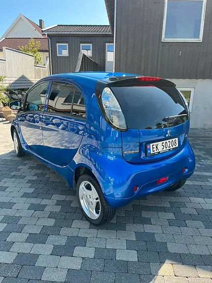 Mitsubishi I-Miev 2017 photo 4