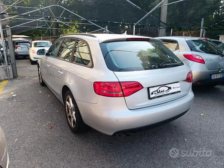 Audi A4 2009 photo 5