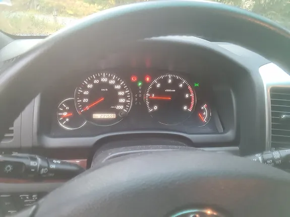 Toyota Land Cruiser 2005 photo 3
