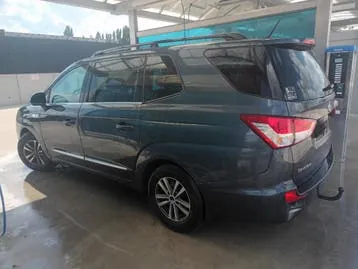 KG Mobility Rodius