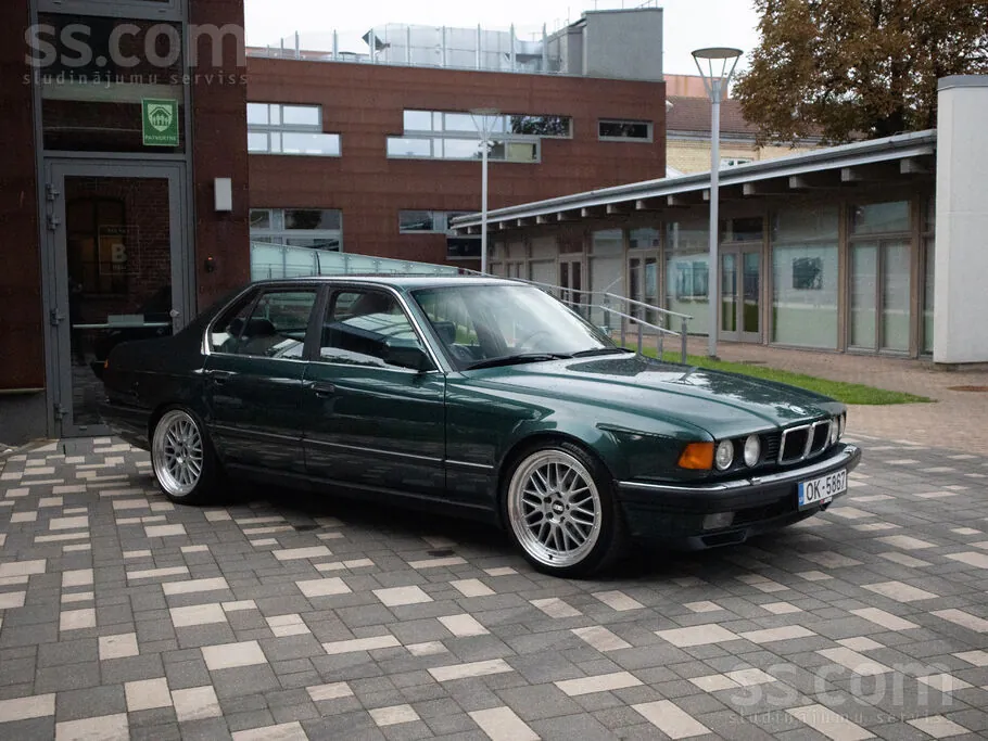 BMW 750I