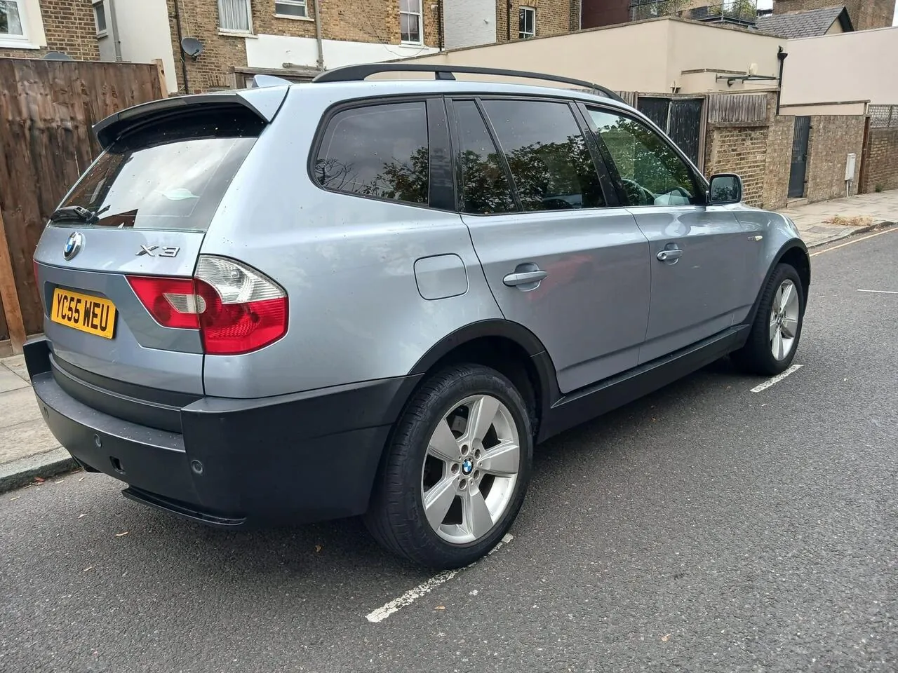 BMW X3 2005 photo 2