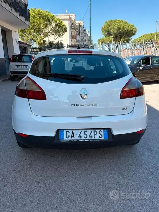 Renault Megane 2009 photo 3