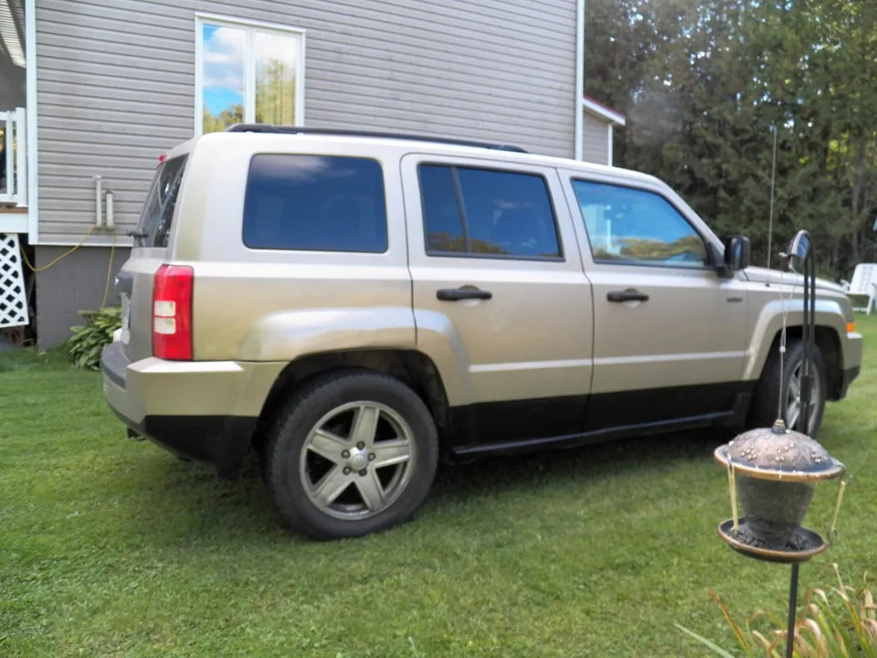 Jeep Patriot 2009 photo 4