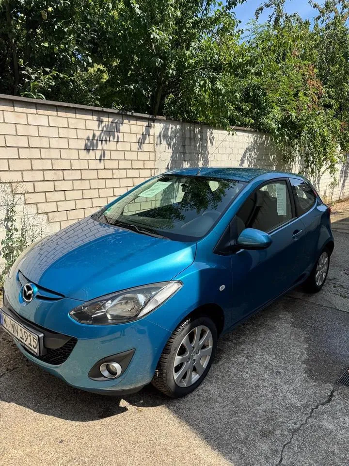 Mazda 2