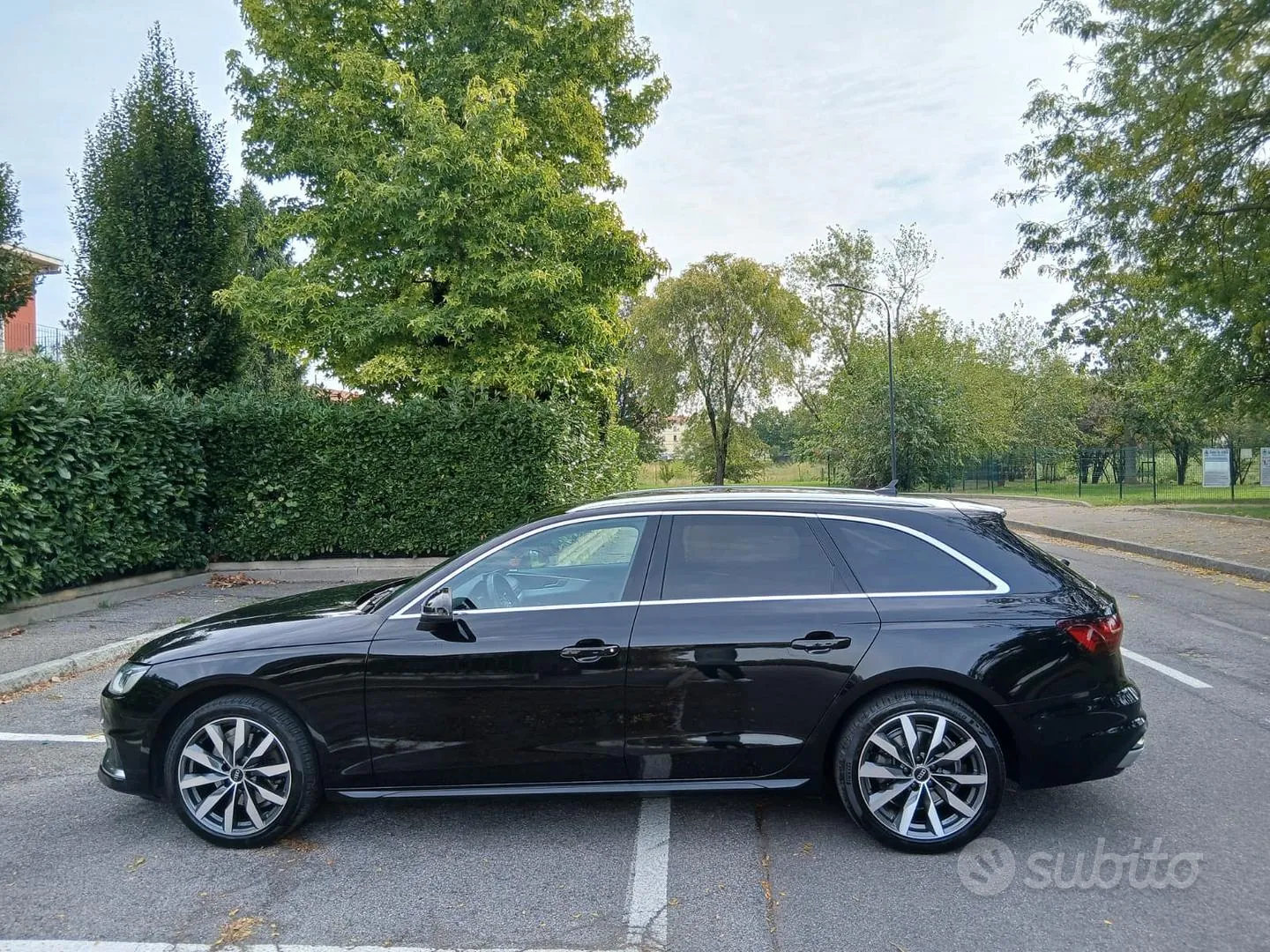 Audi A4 2023 photo 2