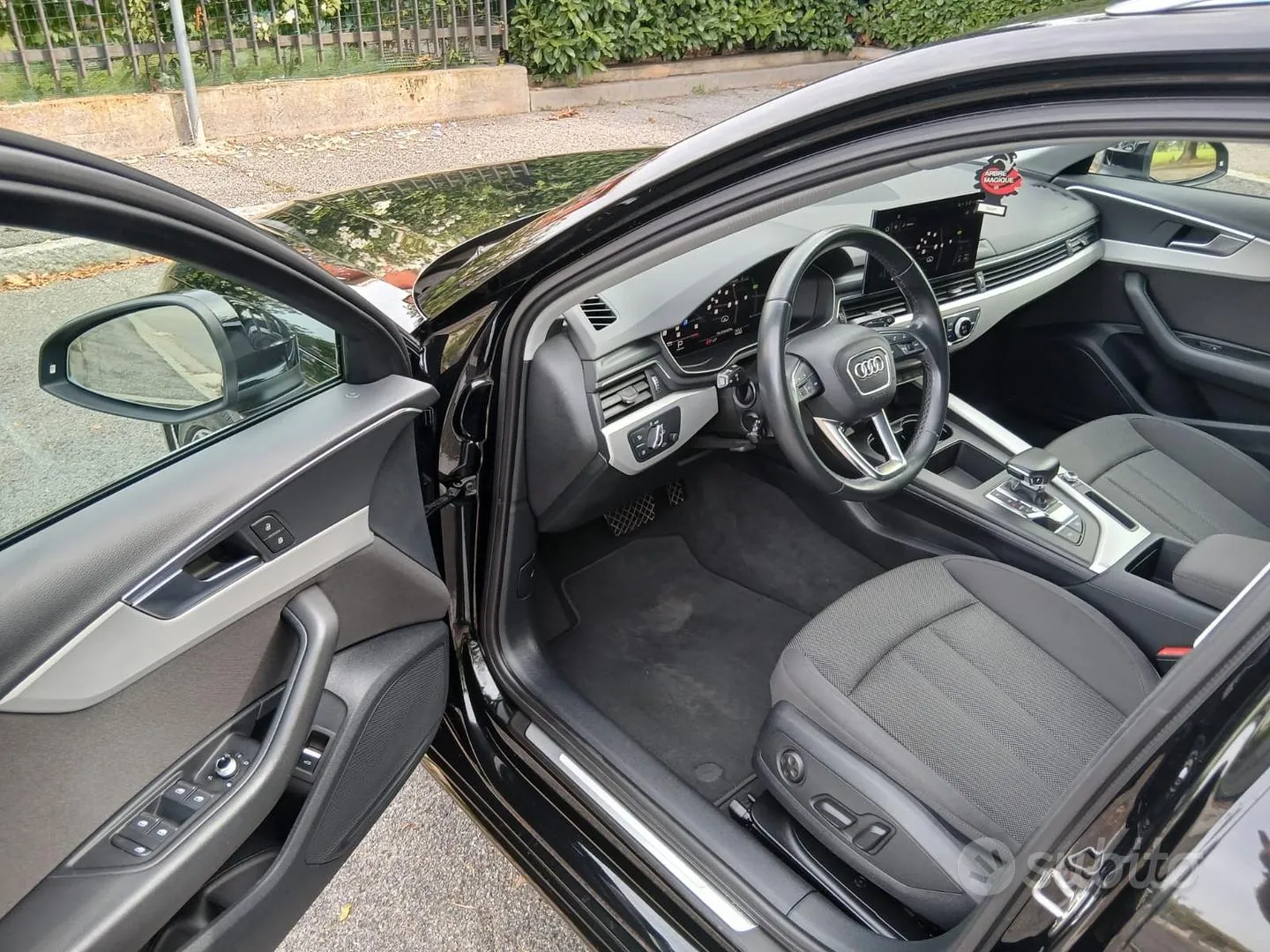 Audi A4 2023 photo 5