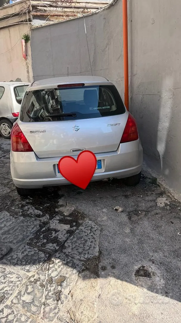 Suzuki Swift 2006 photo 4