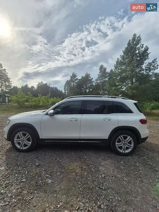 Mercedes-Benz Glb 2022 photo 4