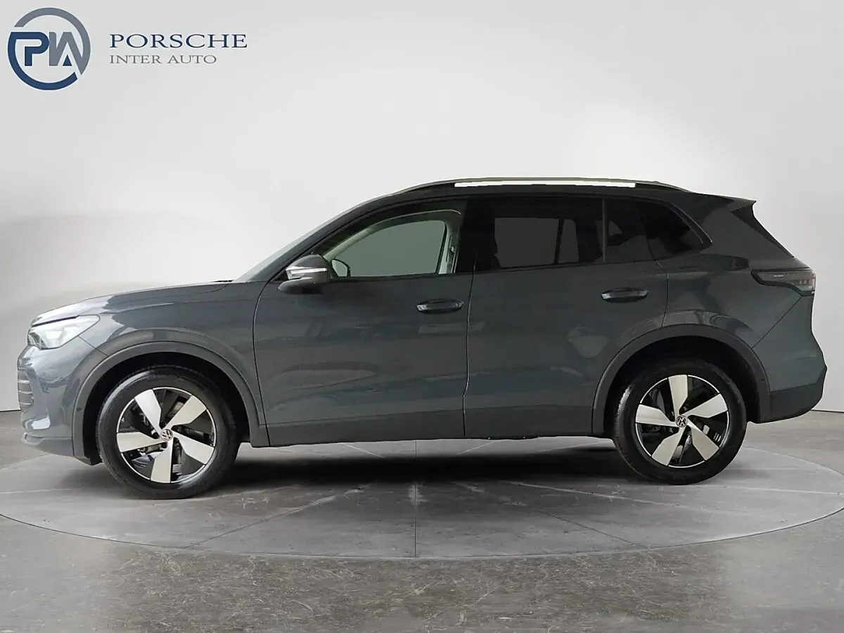 Volkswagen Tiguan 2025 photo 2