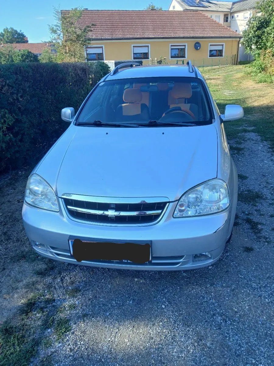 Chevrolet Nubira 2010 photo 3