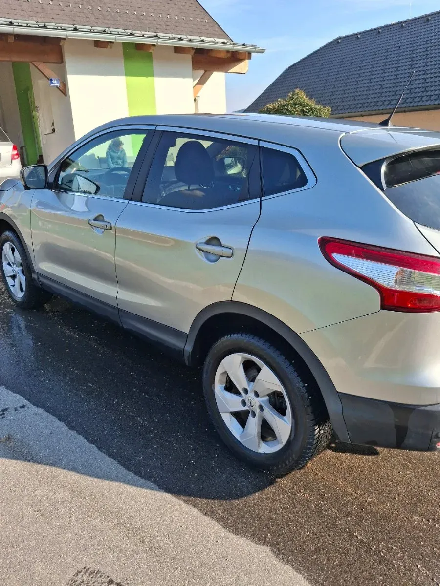 Nissan Qashqai 2016 photo 2