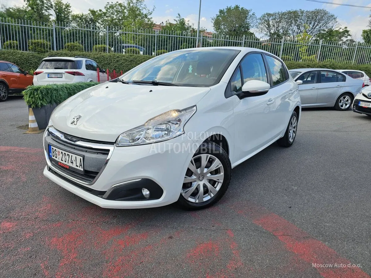 Peugeot 208 2019 photo 4