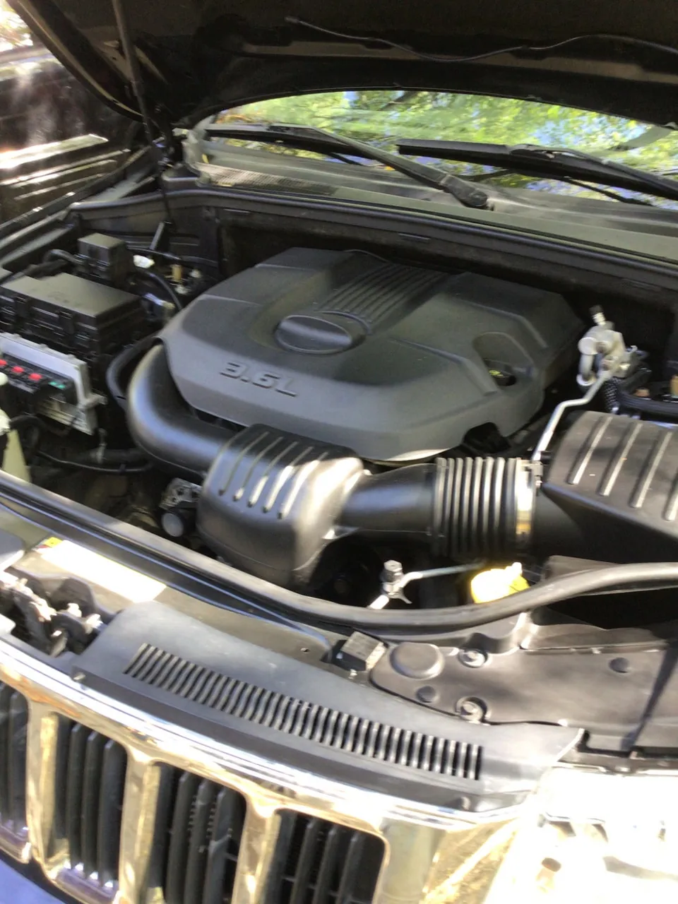 Jeep Grand Cherokee 2011 photo 4