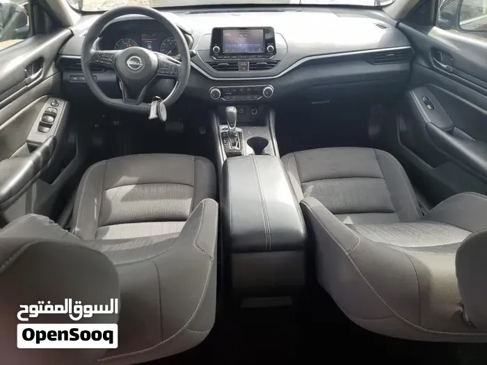 Nissan Altima 2023 photo 3