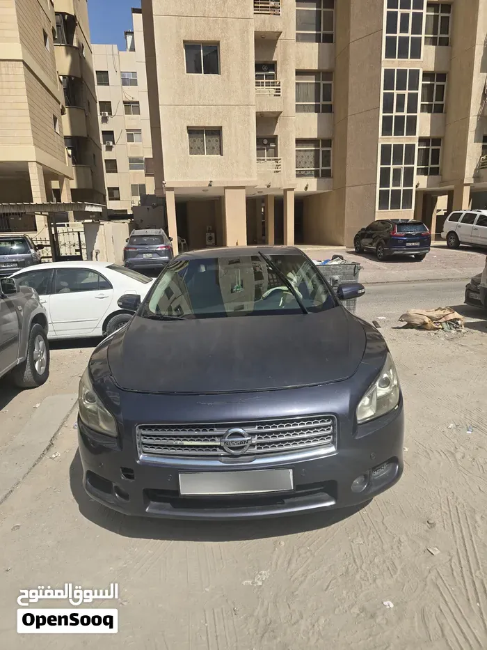 Nissan Maxima