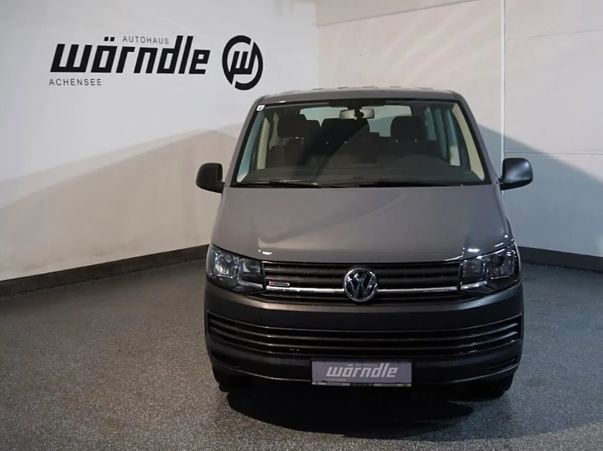 Volkswagen Caravelle 2016 photo 3