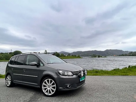 Volkswagen Touran 2014 photo 4