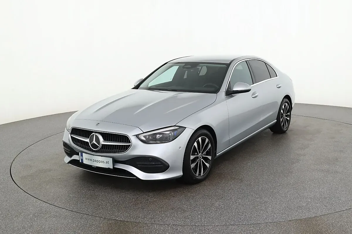 Mercedes-Benz C-Class 2022 photo 2