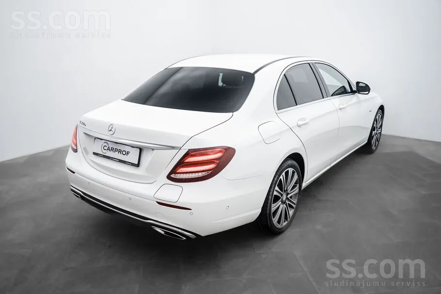 Mercedes-Benz E 350 E Avantgarde Phev 2016 photo 3