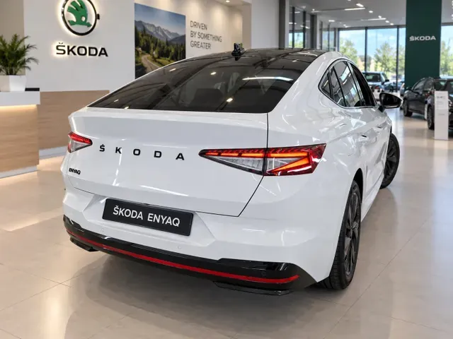 Skoda Enyaq Coupé 2025 photo 2