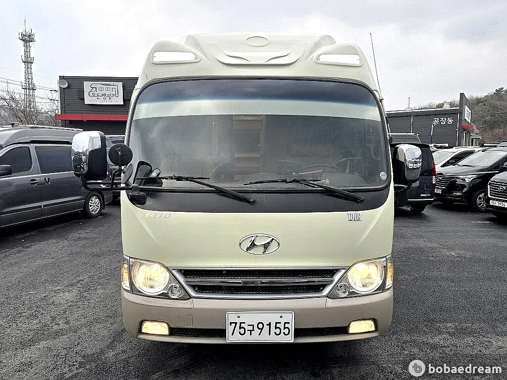 Hyundai County