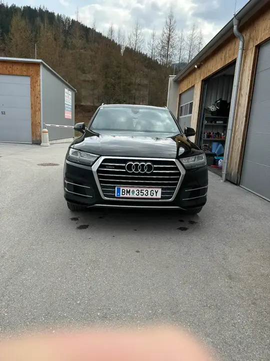 Audi Q7 2016 photo 3