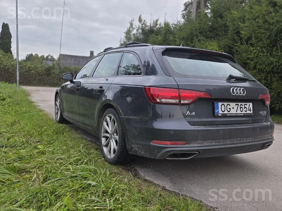 Audi A4 2019 photo 2