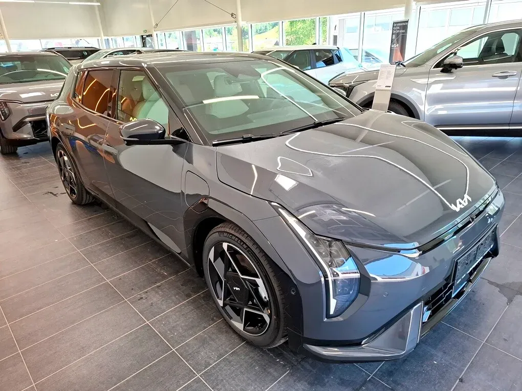 Kia Ev4 2026 photo 2
