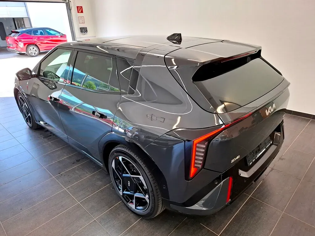 Kia Ev4 2026 photo 3