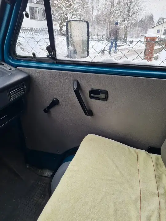 Volkswagen T3 1984 photo 3