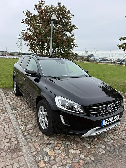 Volvo Xc60 2017 photo 2