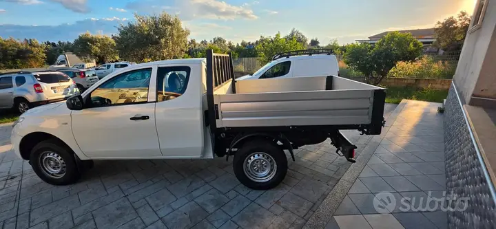 Mitsubishi L200 2019 photo 5