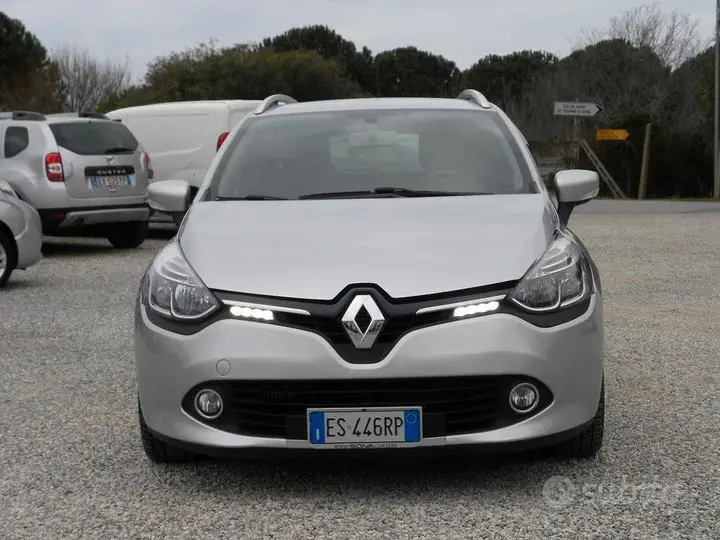 Renault Clio 2013 photo 2