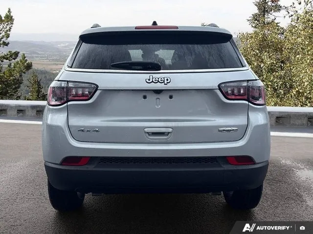 Jeep Compass 2026 photo 5