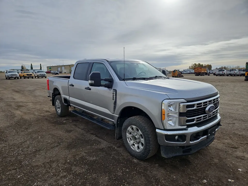 Ford F-250 Super Duty 2023 photo 4