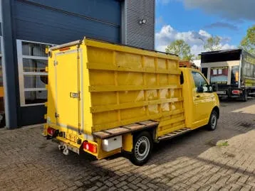 Volkswagen Transporter 2017 photo 2