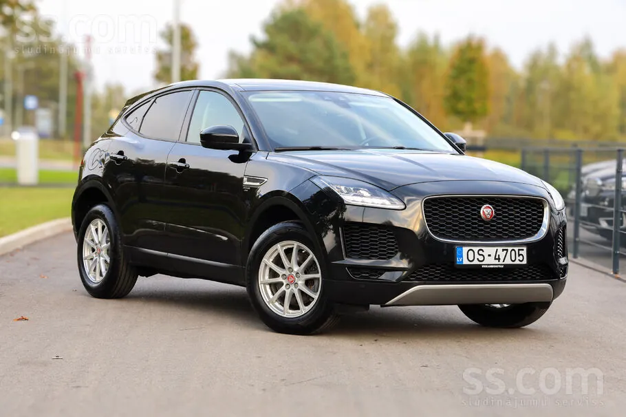 Jaguar E-Pace 2019 photo 3