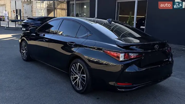 Lexus Es 2024 photo 4