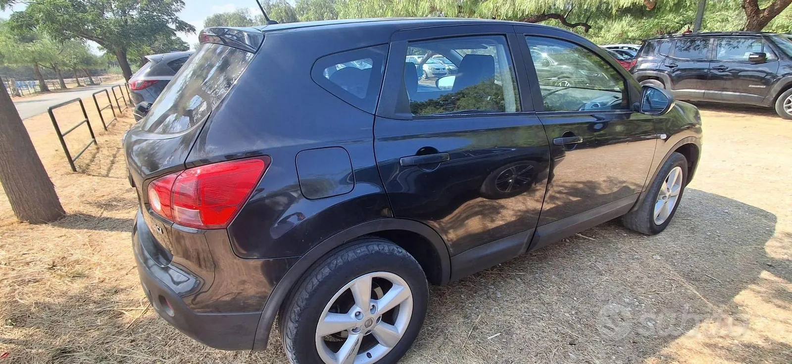 Nissan Qashqai 2009 photo 4