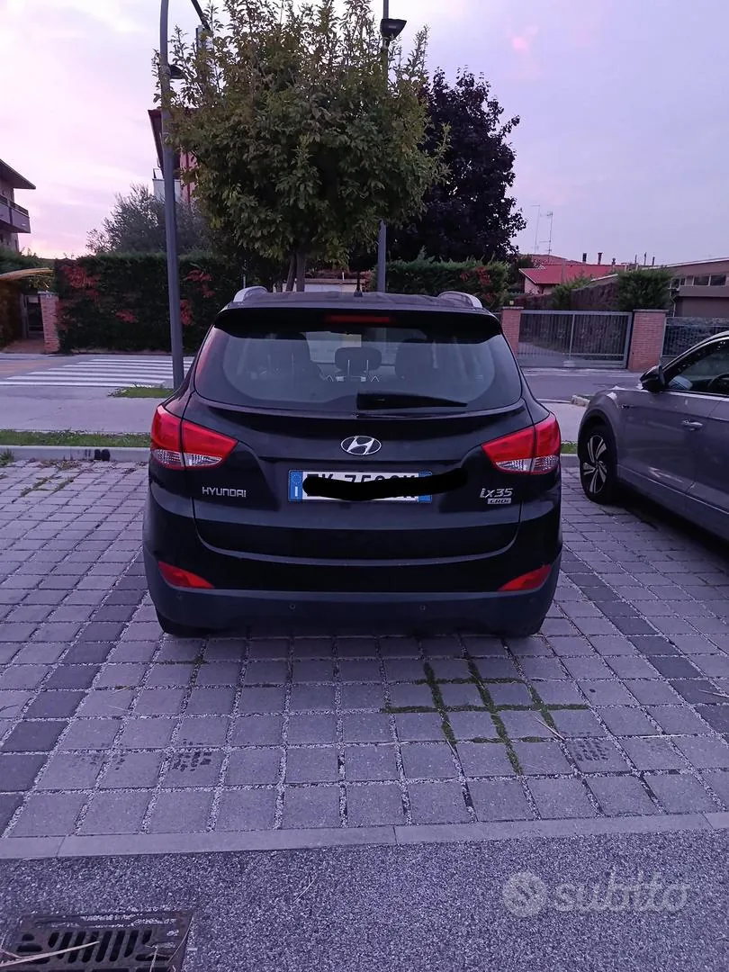 Hyundai Tucson 2011 photo 3