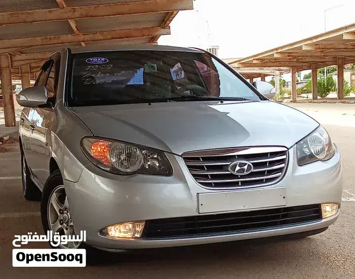 Hyundai Avante 2010 photo 4