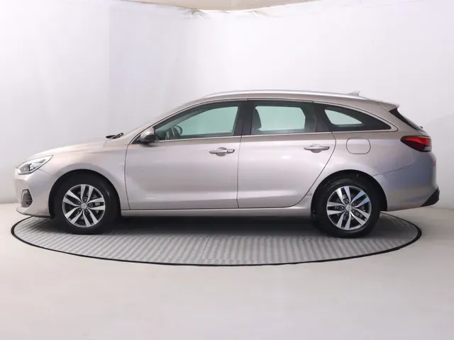 Hyundai I30 2020 photo 2