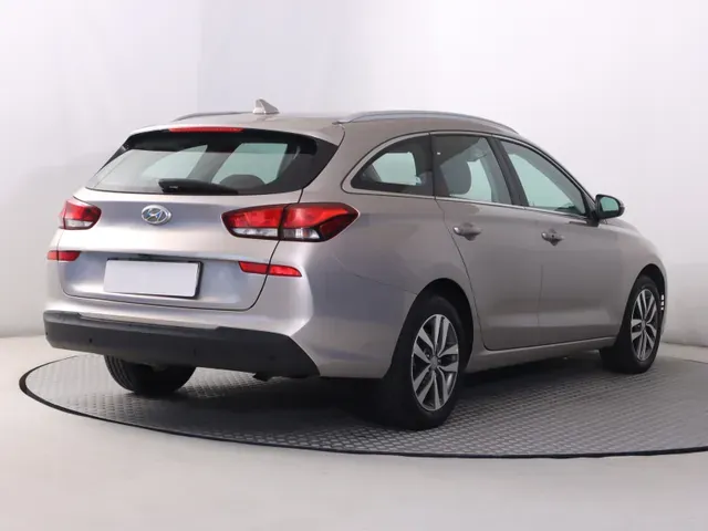 Hyundai I30 2020 photo 4