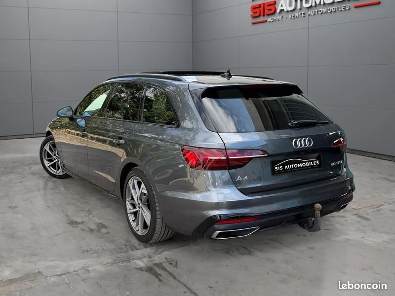 Audi A4 2022 photo 3