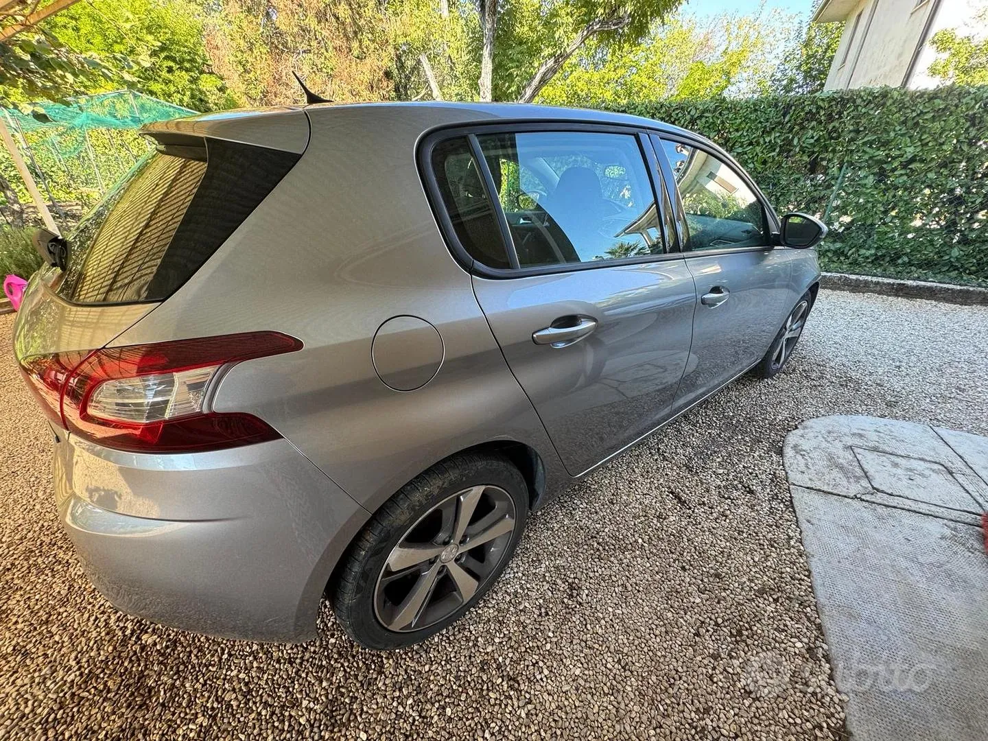 Peugeot 308 2015 photo 5